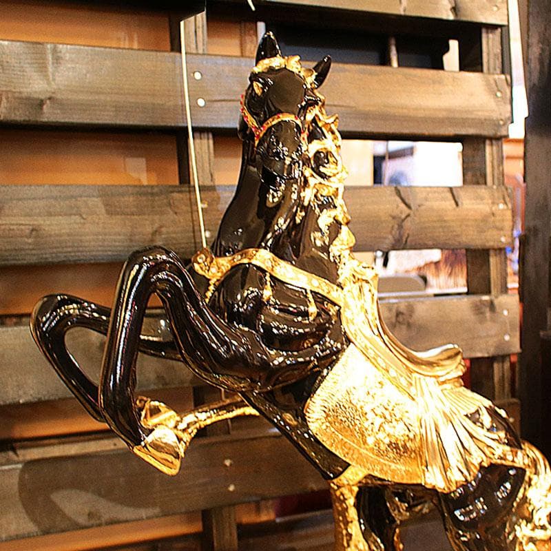 跳ね馬のオブジェ 黒馬 置物 風水 インテリア 113-301