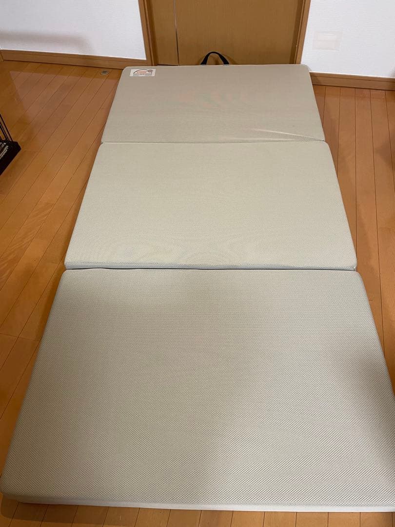 s*様 magniflex マニフレックス　三つ折りシングルマットレス　西川ケー