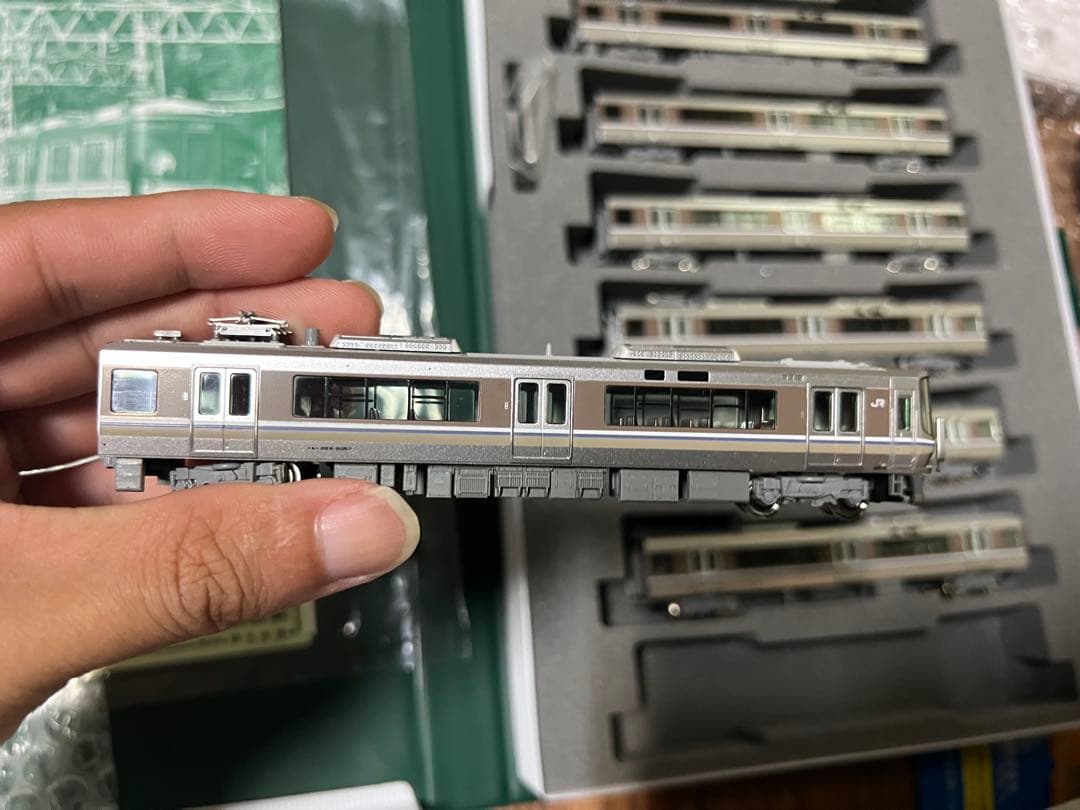 KATO223系2000番台新快速