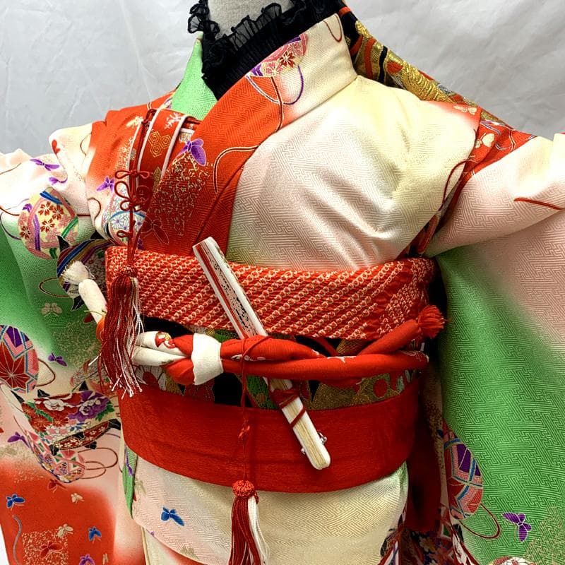 509ag34□七五三 七歳 女児 着物&袋帯 金彩 毬 糸車 蝶□美品