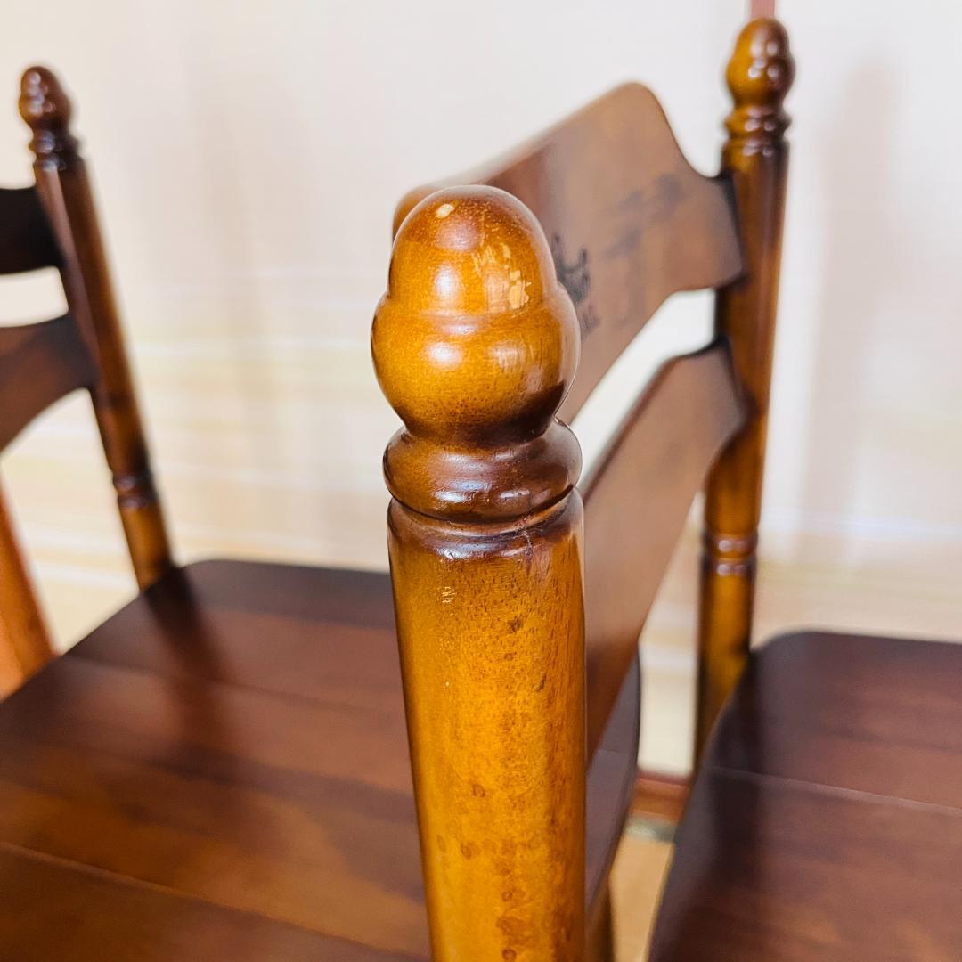 90年代】オールドカリモク コロニアル ダイニングチェア 馬車刻印 2脚