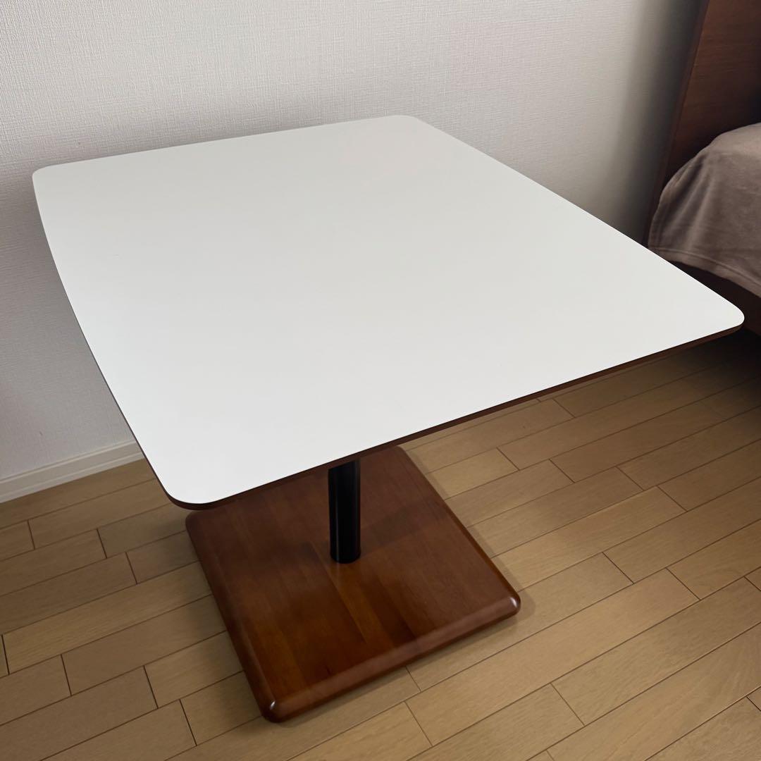 【カリモク60】カフェテーブル