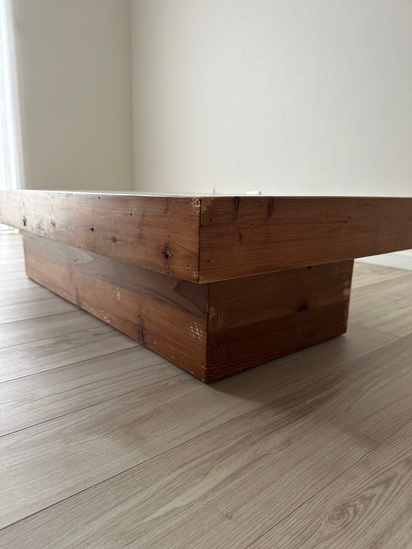 クラッシュゲートのABCテーブル アルファベットデザインのセンターテーブル