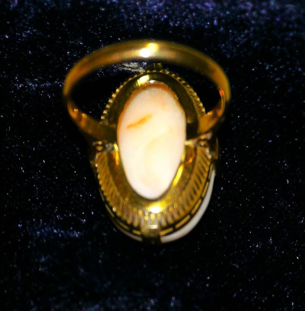 た*ち様 昭和レトロ唯一無二の存在感ある 18金千本透かし金細工 三爪留め大振り