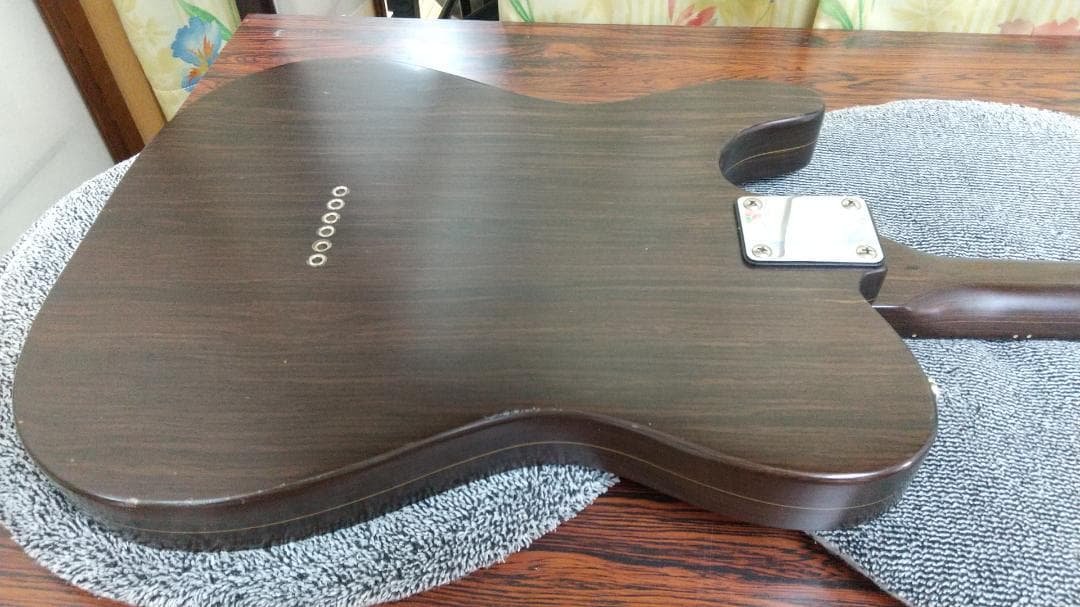 A テレキャスター　オールローズ風