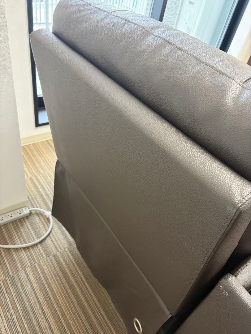 リクライニング機能付き3人掛けソファ