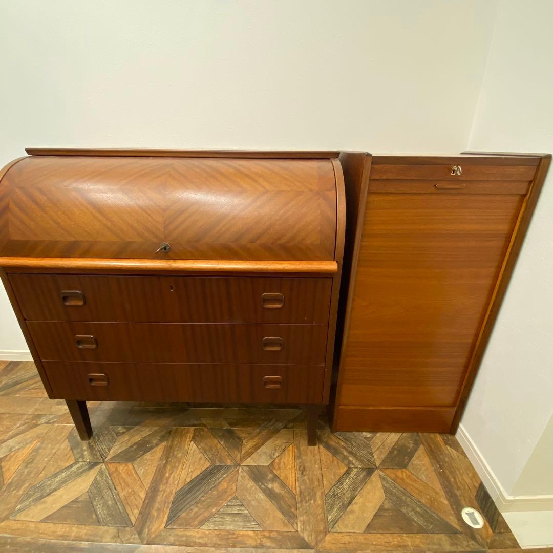 北欧家具　鍵付　デンマーク　チーク材　蛇腹キャビネット　ヴィンテージ