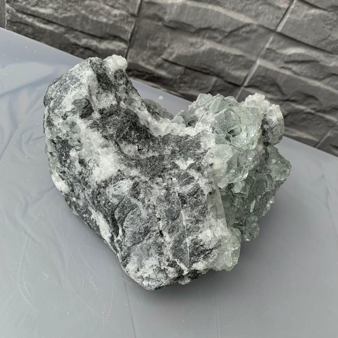 ALLSALE☆雪をかぶったような淡いグリーンフローライト原石クラスター