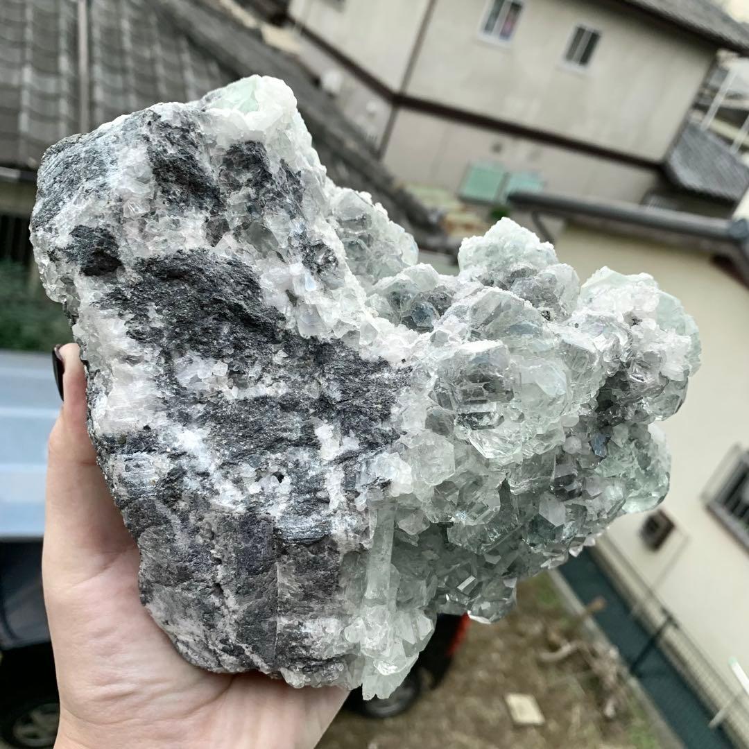 ALLSALE☆雪をかぶったような淡いグリーンフローライト原石クラスター