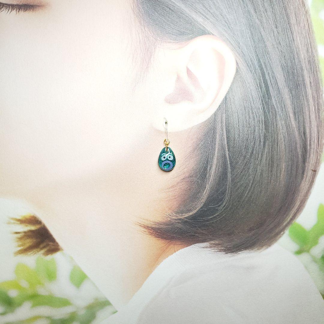 No.1566-B　キャラクター☆くちびるモンスター☆レジン☆ピアス・イヤリング