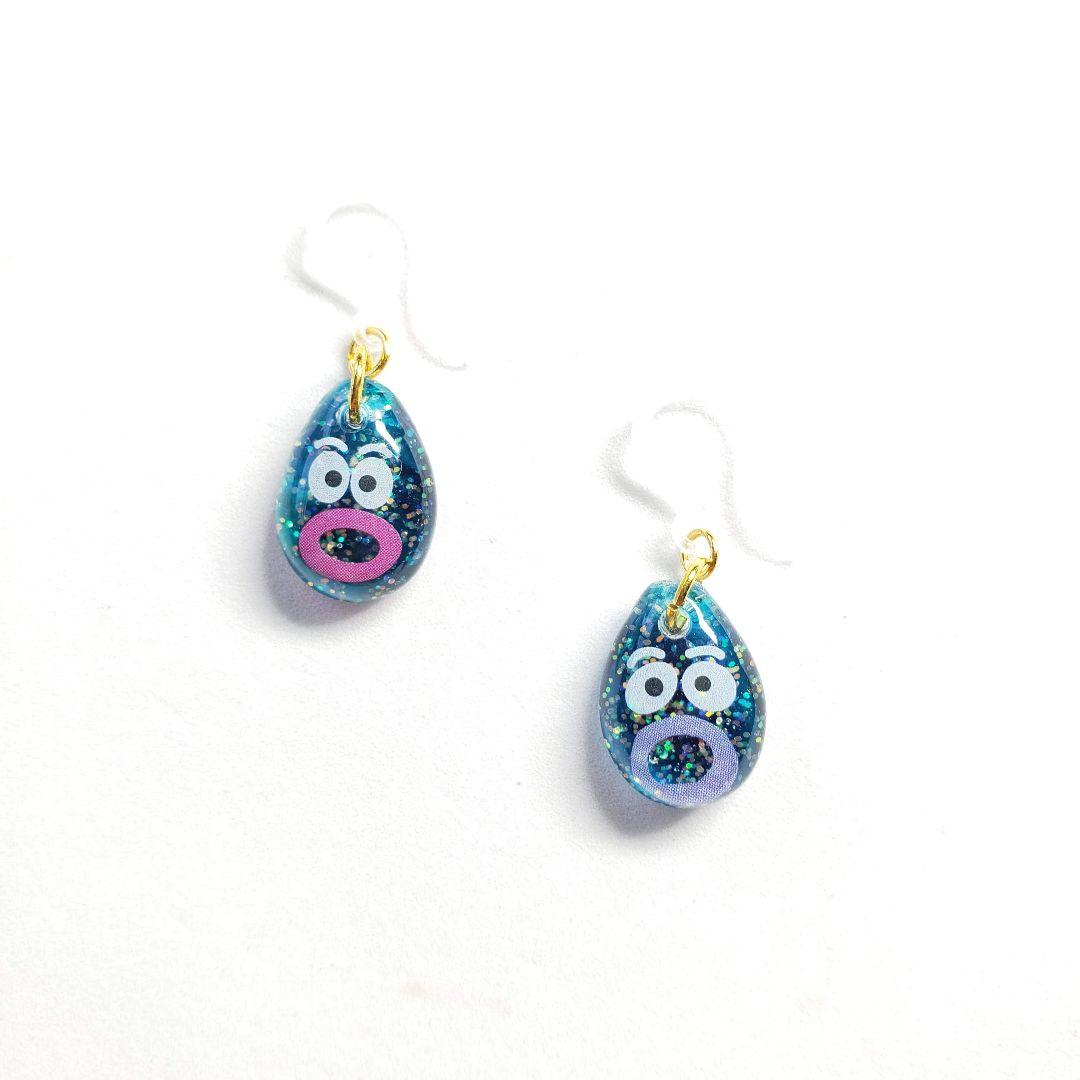 No.1566-B　キャラクター☆くちびるモンスター☆レジン☆ピアス・イヤリング