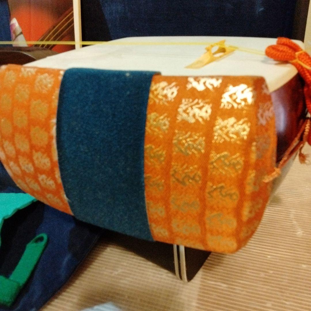 美品　三味線 本体　2.6cm ケース付き