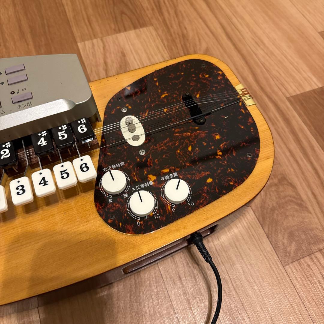 スズキ SUZUKI 電子大正琴 TES-151 あゆ 伴奏機能付き - メルカリ