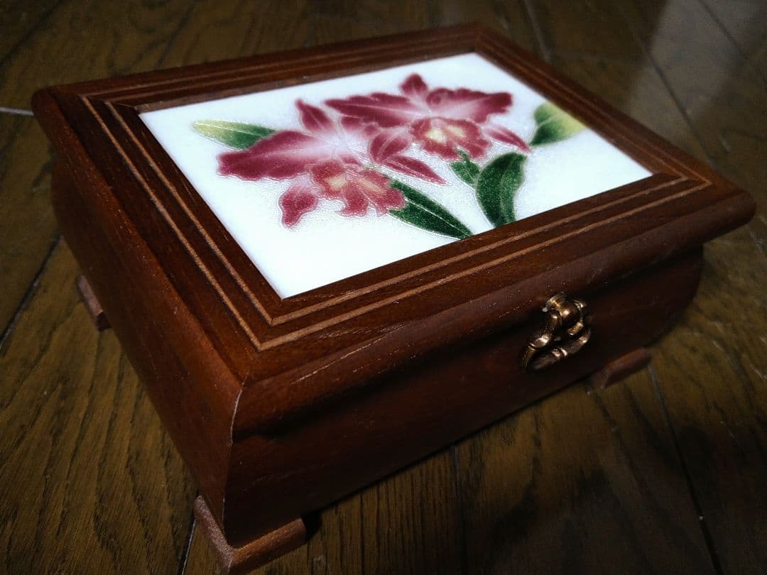 七宝焼き（カトレア柄）オルゴール宝石箱・ゴッドファーザーオルゴール・愛のテーマ