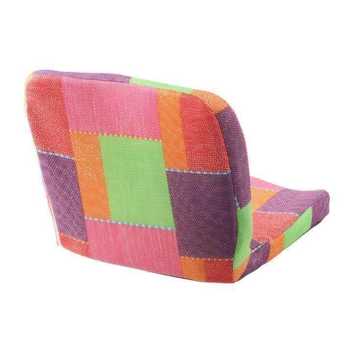 快適な座姿勢に自然に導く　バランスサポート　クッション“ピント”　菊づくし