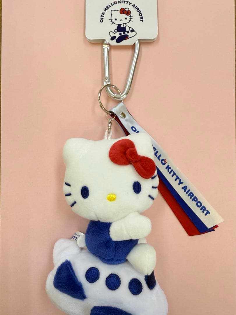 新品 大分空港 限定 ハローキティ カラビナ付き マスコット ぬいぐるみ