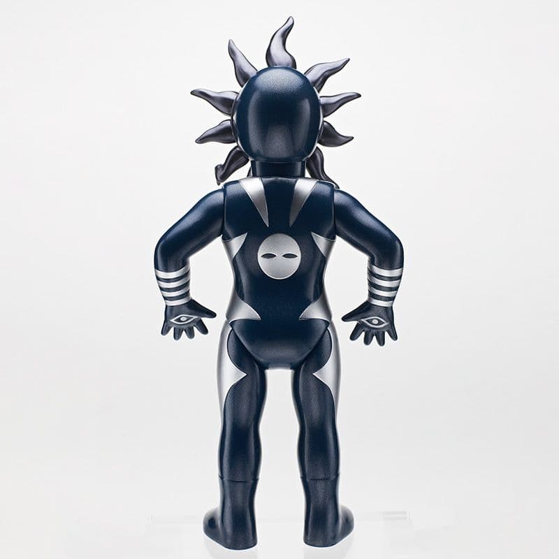 【超希少・抽選品】超復刻版タローマンソフビ人形 ブラックタローマン 新品未開封