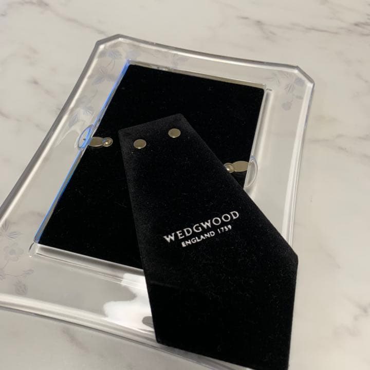 ウェッジウッド　フワイルドストロベリーアルフレスコピクチャーフレーム