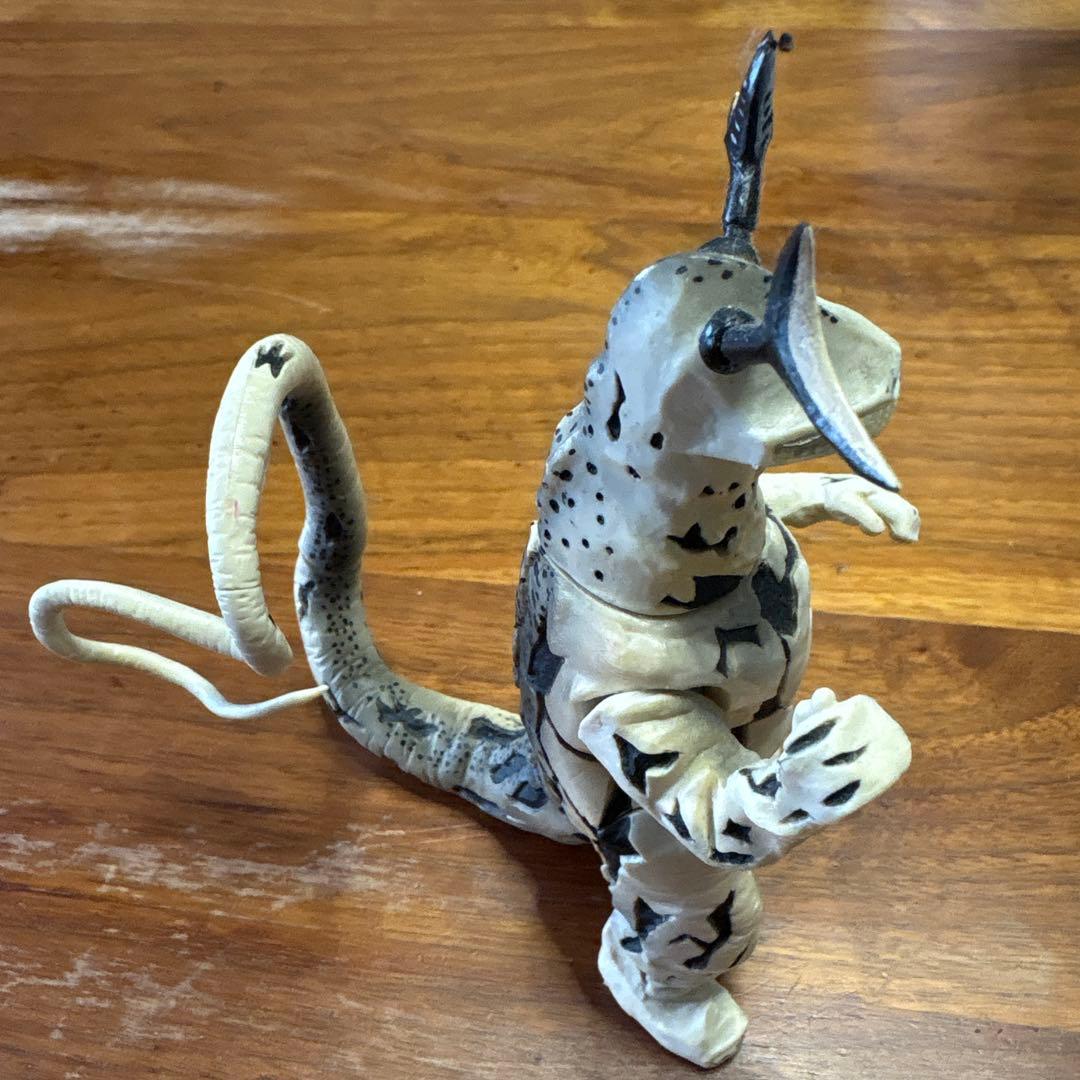 ウルトラマン怪獣フィギュア エレキング