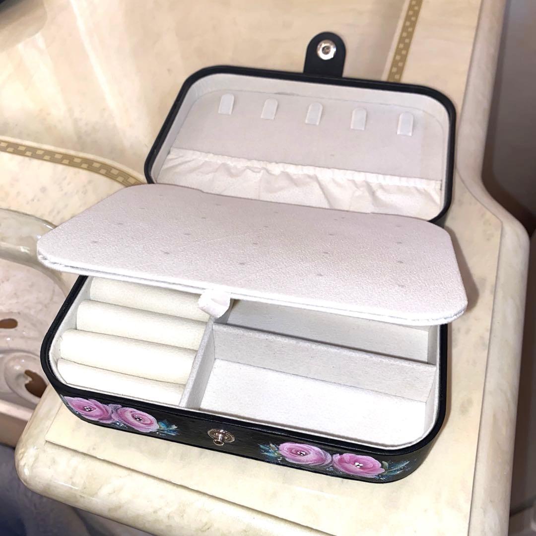 ジュエリーボックス ランタン 懐中電灯 電子カイロ 防犯ブザー 薔薇 手描き