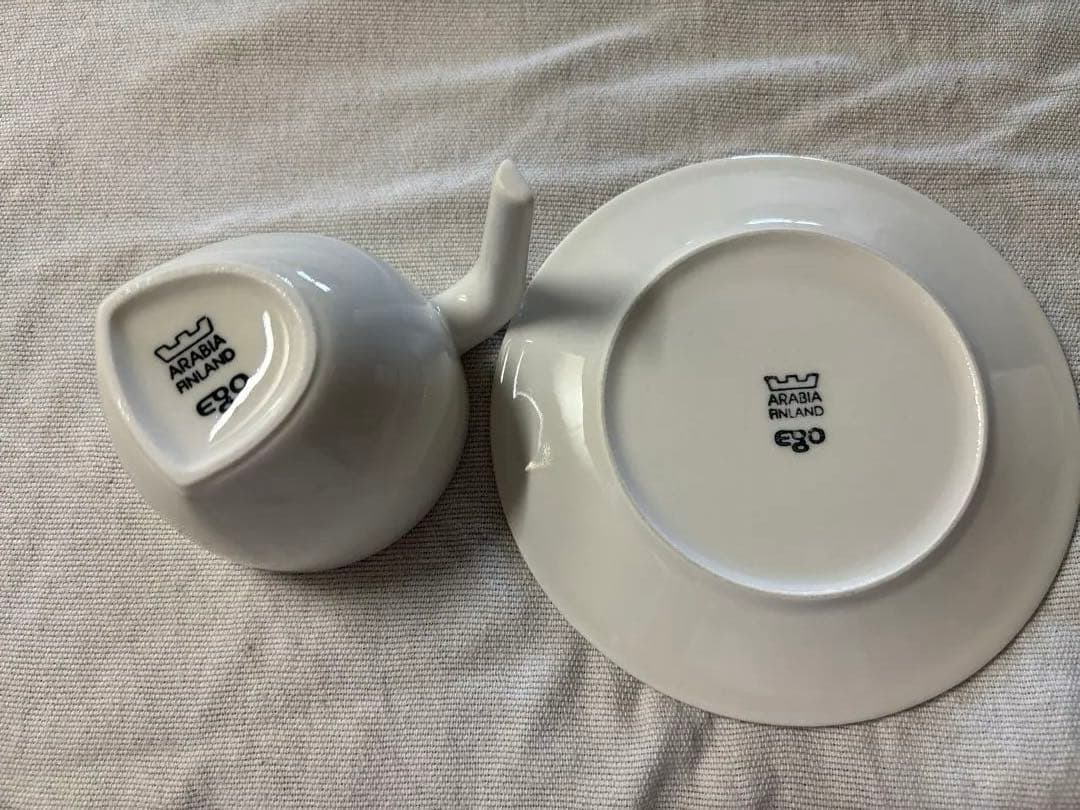 ☆廃盤　アラビア　王冠マークego エゴ　カップ&ソーサー 2客