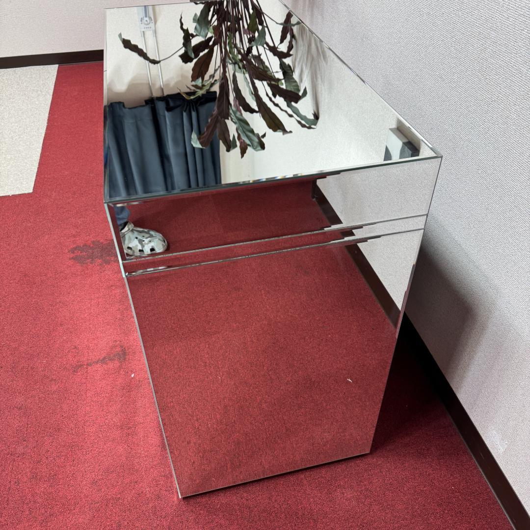 東京23区送料無料　超美品ミラー チェスト 展示ハウスで使用　未使用