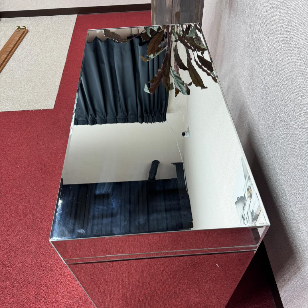 東京23区送料無料　超美品ミラー チェスト 展示ハウスで使用　未使用