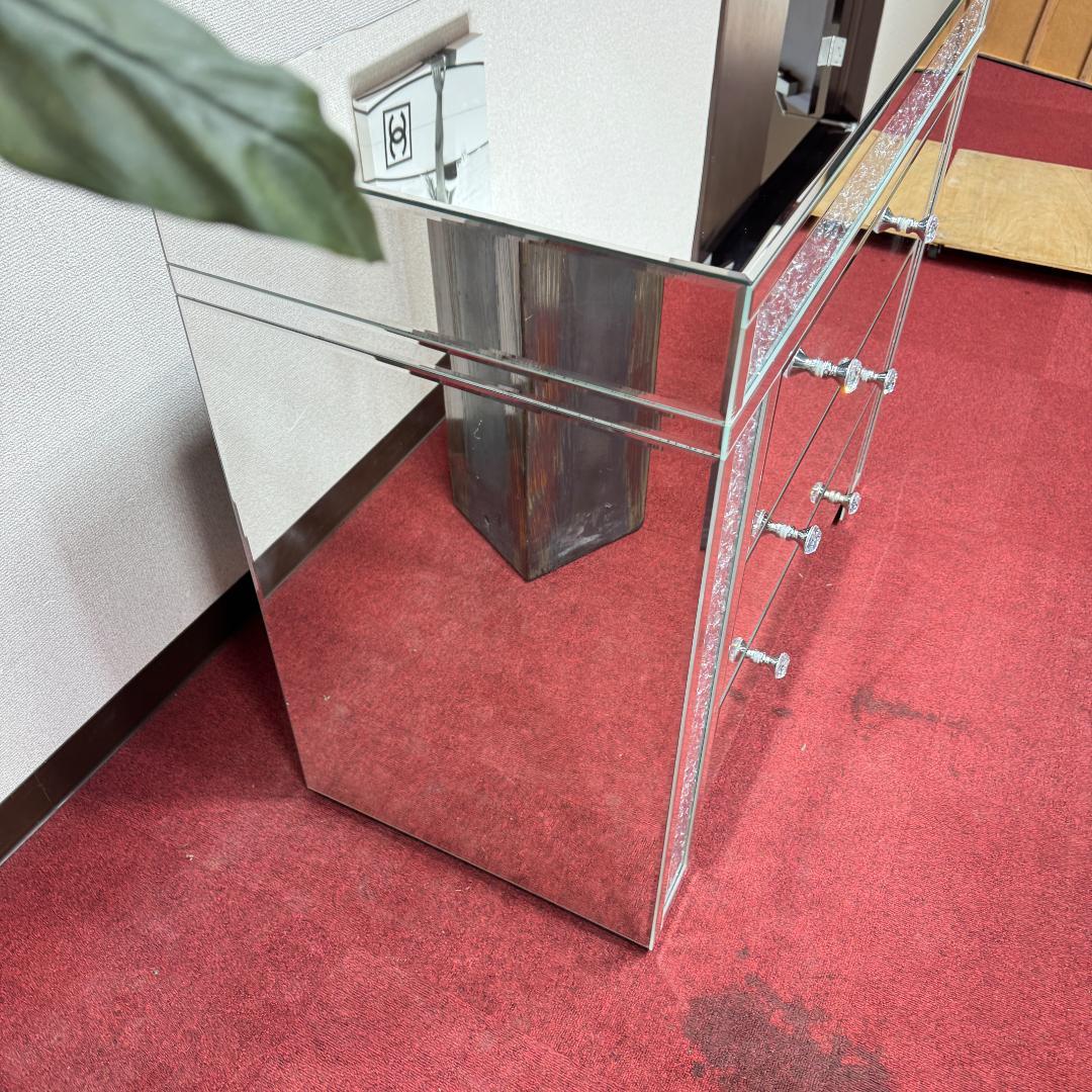 東京23区送料無料　超美品ミラー チェスト 展示ハウスで使用　未使用