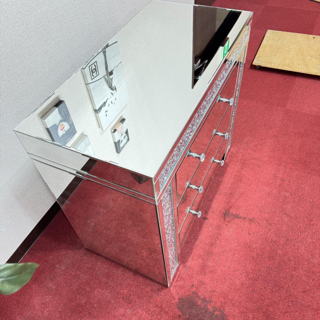 東京23区送料無料　超美品ミラー チェスト 展示ハウスで使用　未使用