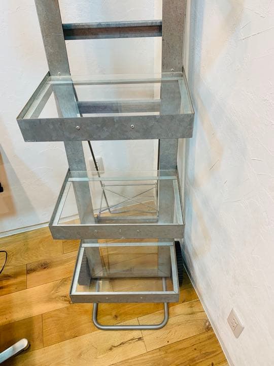 ★お洒落な飾り棚　引き取り限定★