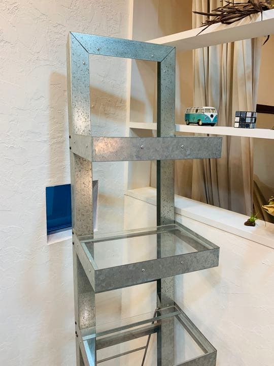 ★お洒落な飾り棚　引き取り限定★