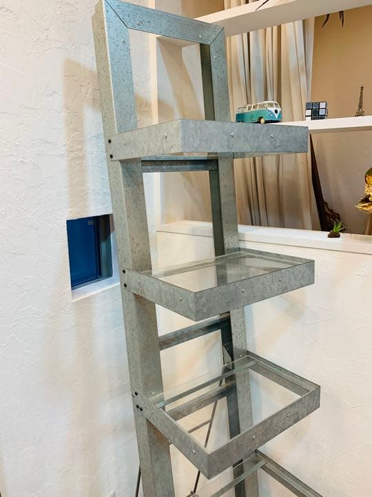 ★お洒落な飾り棚　引き取り限定★