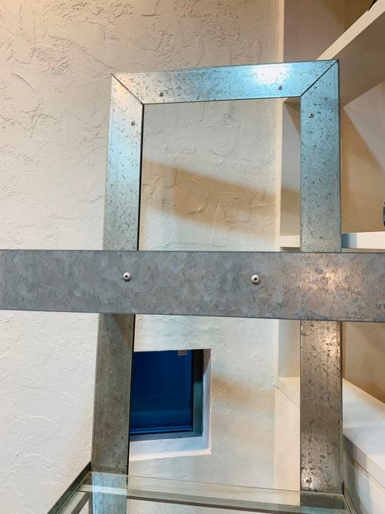 ★お洒落な飾り棚　引き取り限定★