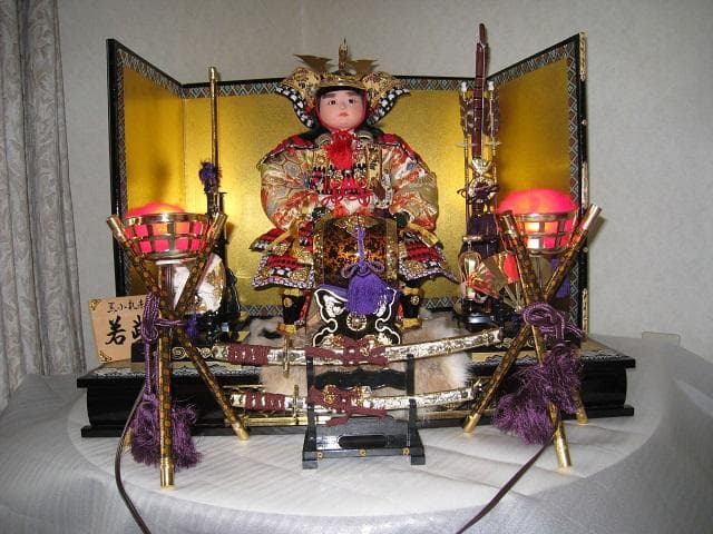 ☆ 五月人形　☆ 若武者飾り　☆ 付属品付き　☆　菊水作