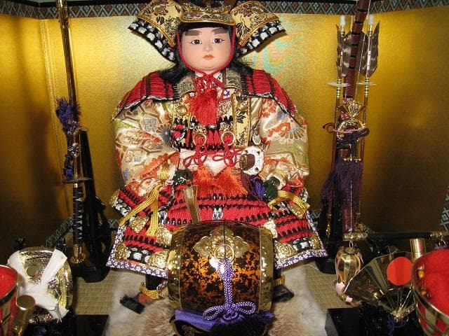 ☆ 五月人形　☆ 若武者飾り　☆ 付属品付き　☆　菊水作