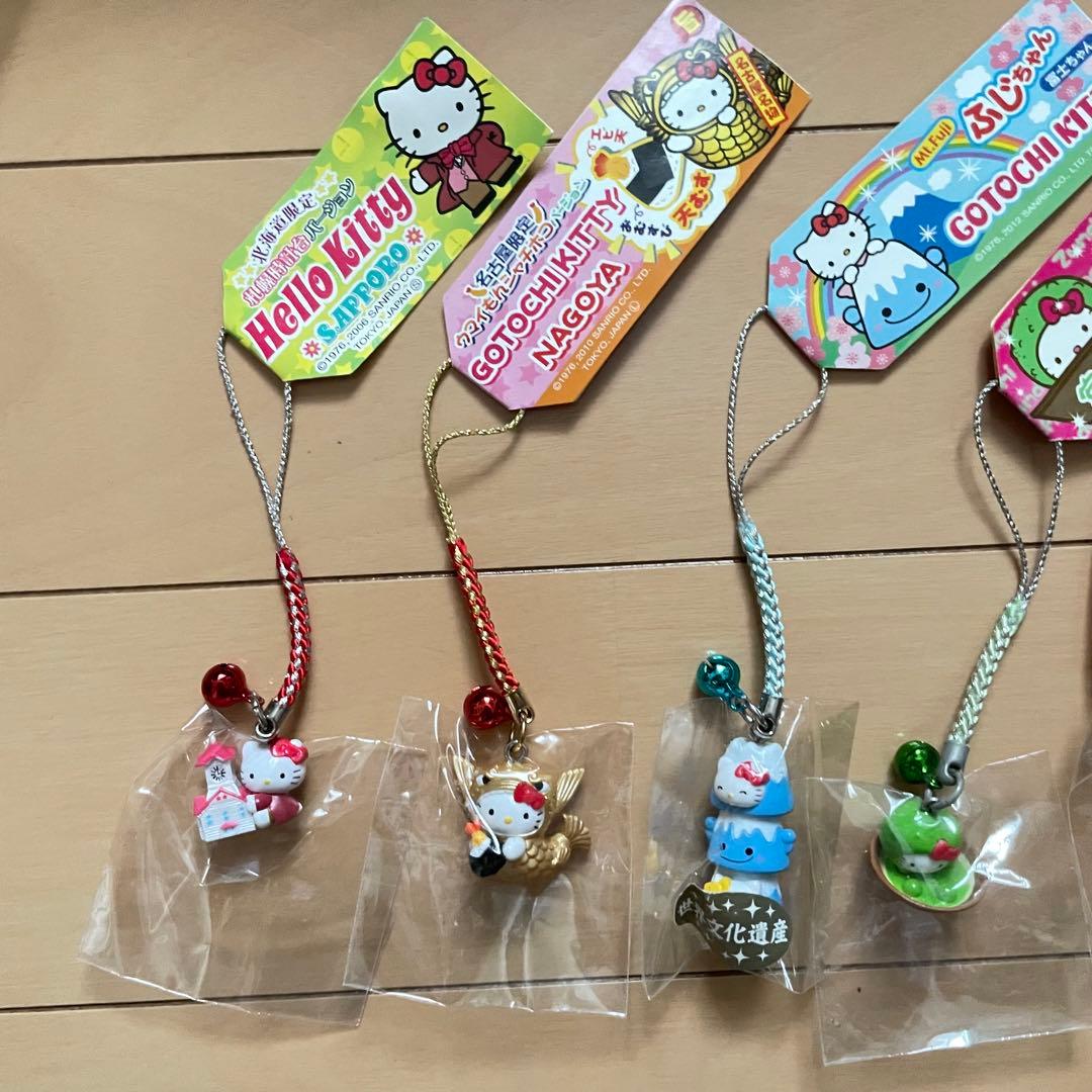 ご当地キティ】 終売品 レア ストラップ 7つ 年代物 - メルカリ