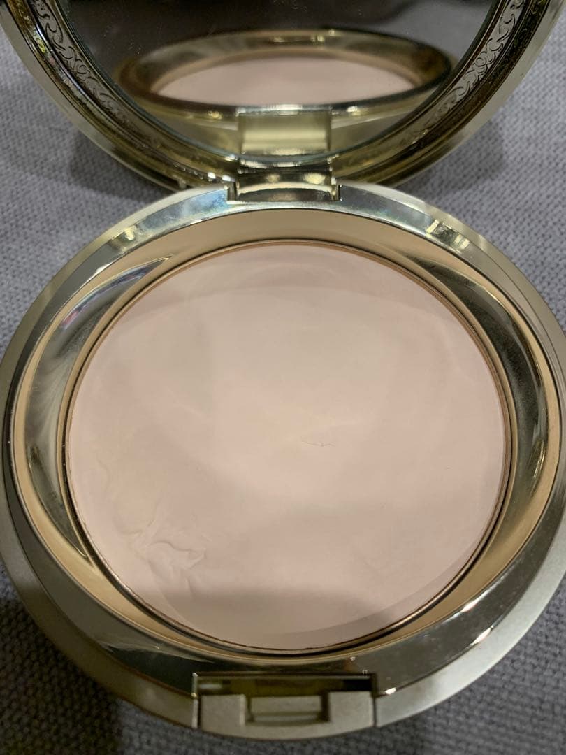 ミラノコレクション2025 フェースアップパウダー