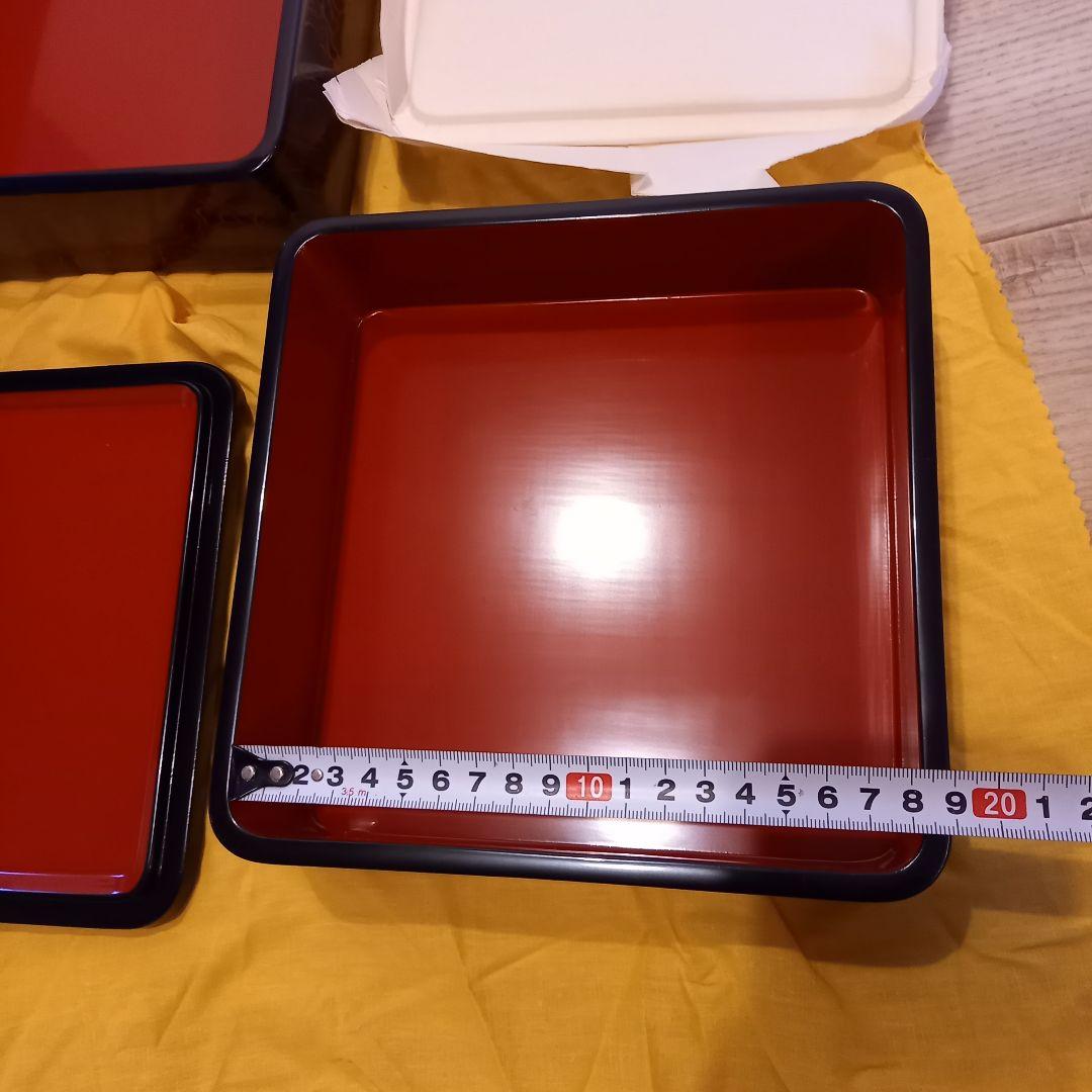 【送料込み】輪島塗　二段重　重箱　牡丹唐草沈朱