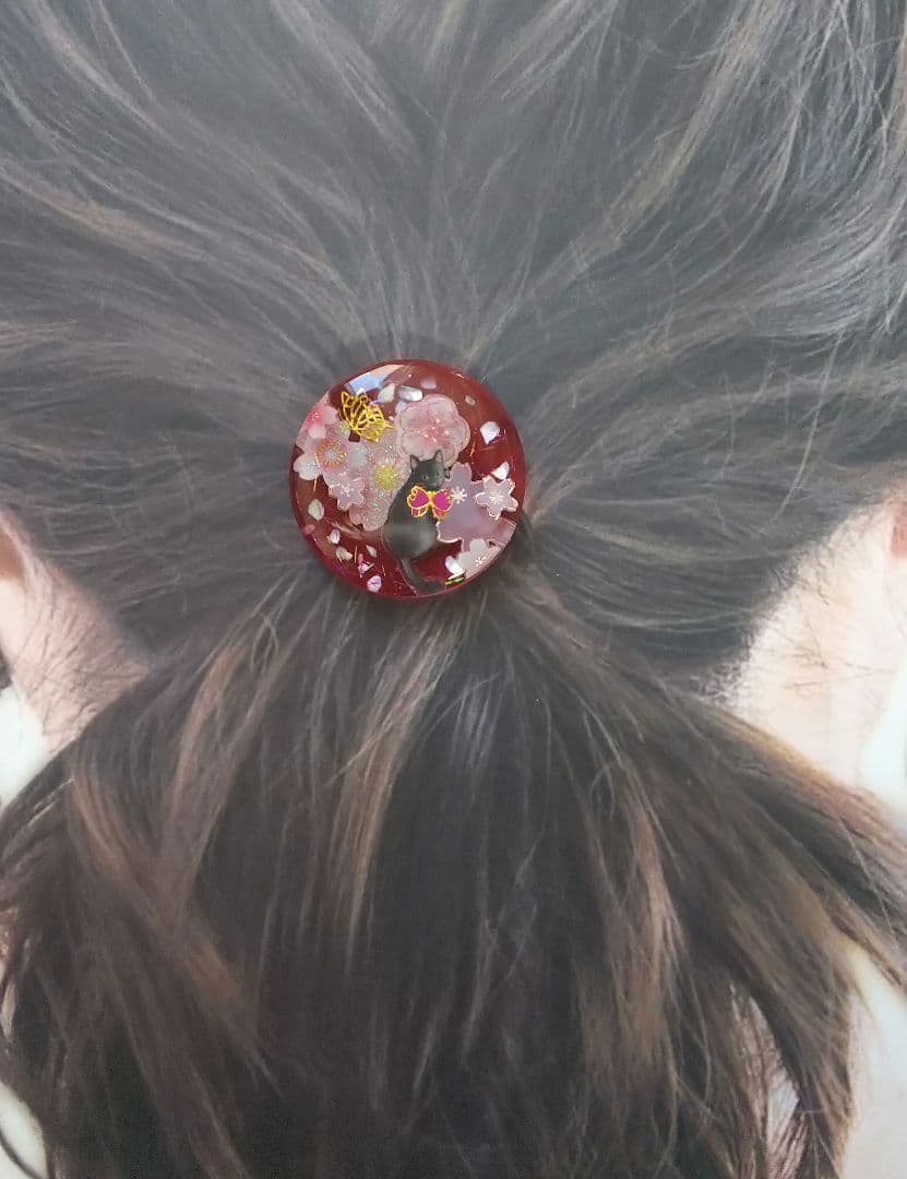 No.323❤猫 美女❤レジンヘアゴム ブローチ
