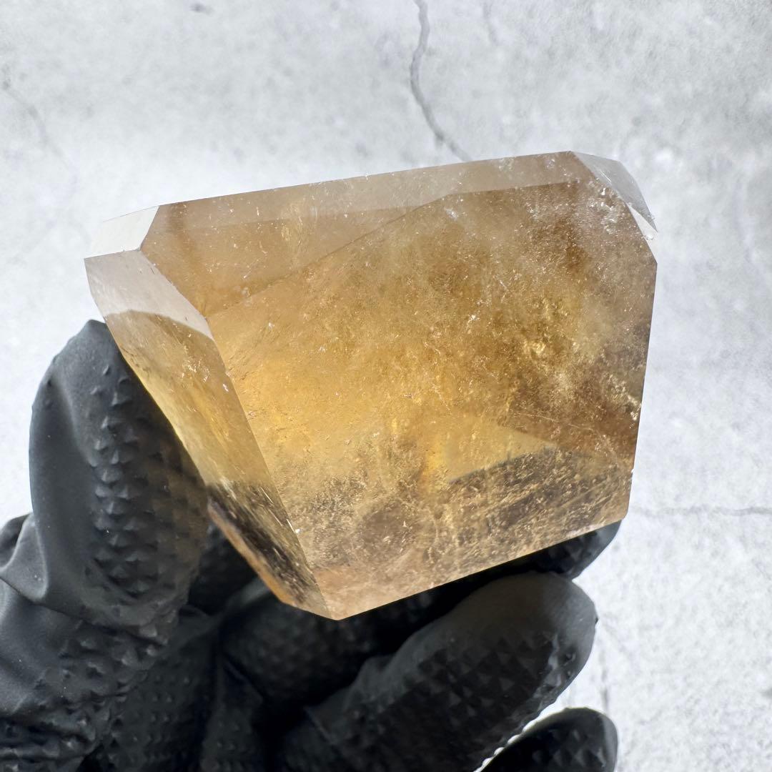 G-175天然シトリンフリーカット原石　天然石　パワーストーン