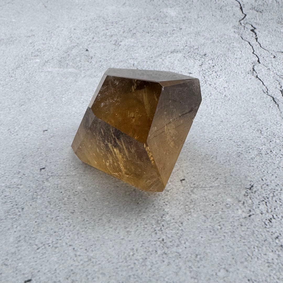 G-175天然シトリンフリーカット原石　天然石　パワーストーン