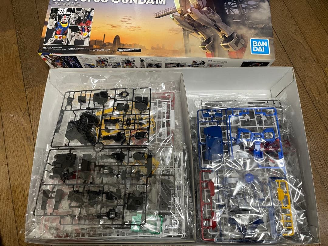 1/48 RX-78F00ガンダム　横浜ガンダムバンダイガンプラ水転写デカール付