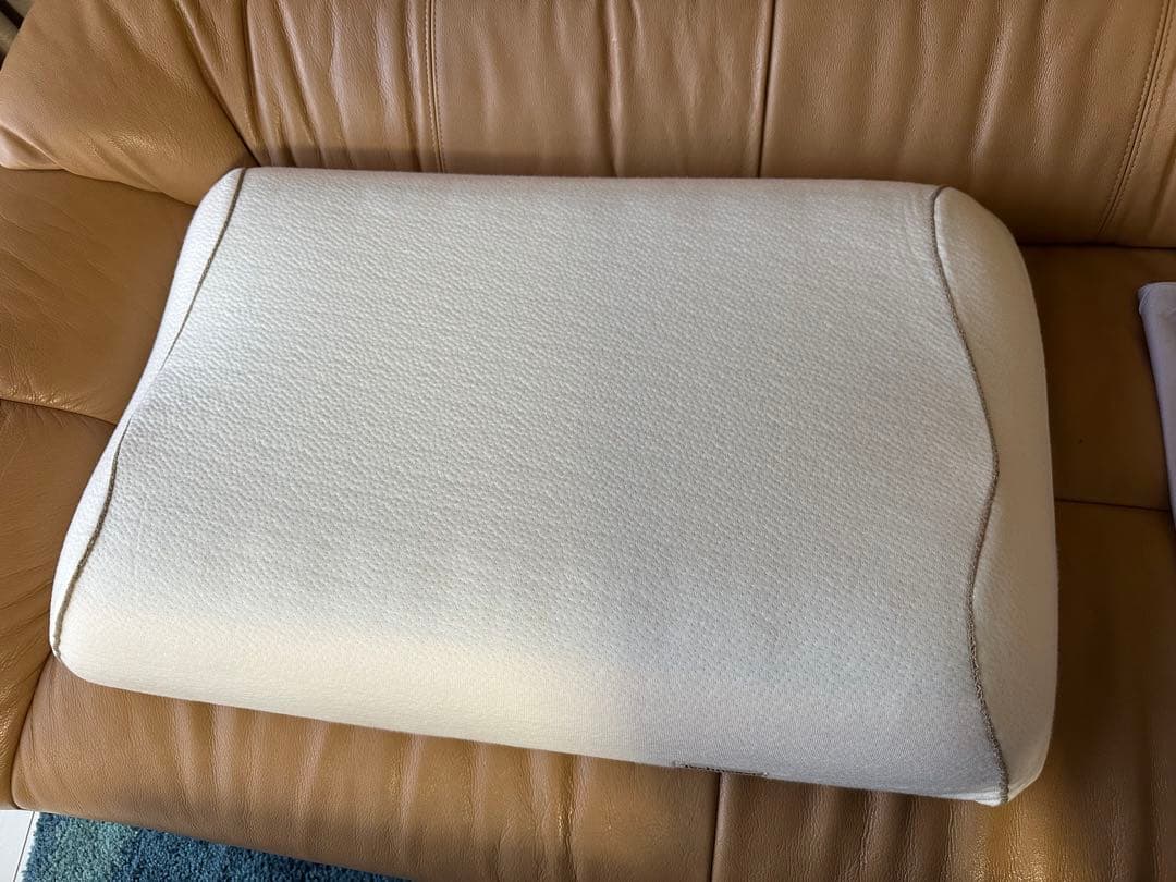 美品 テクノジェル　アナトミックピローⅡ サイズ11cm