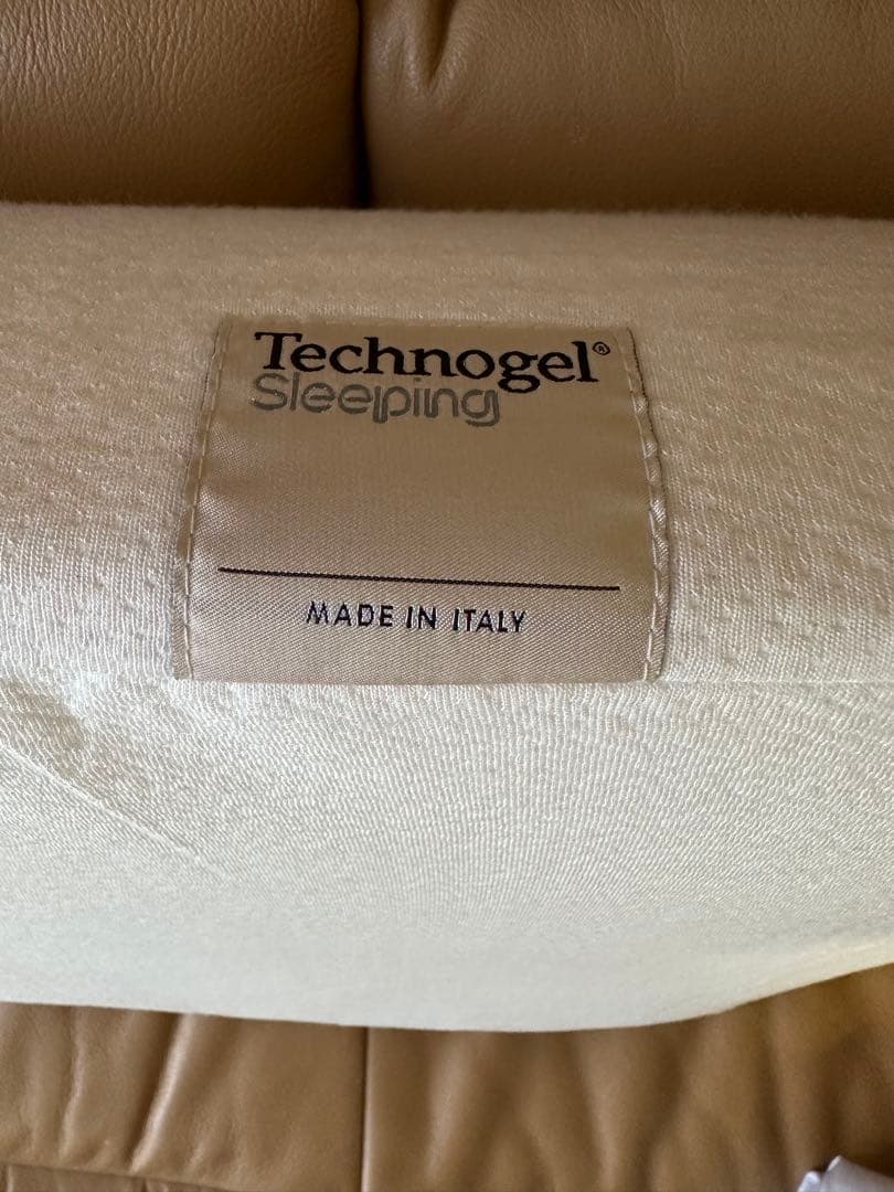 美品 テクノジェル　アナトミックピローⅡ サイズ11cm