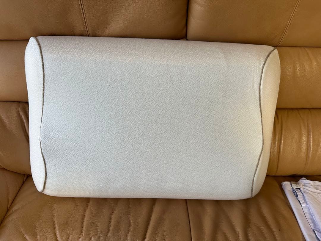 美品 テクノジェル　アナトミックピローⅡ サイズ11cm