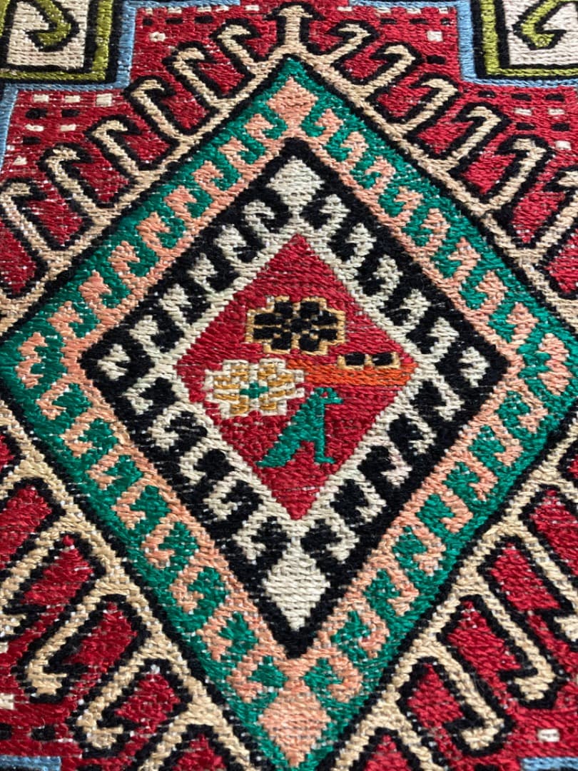 【在庫一掃セール】アルデビル キリム シルク 139cm×106cm