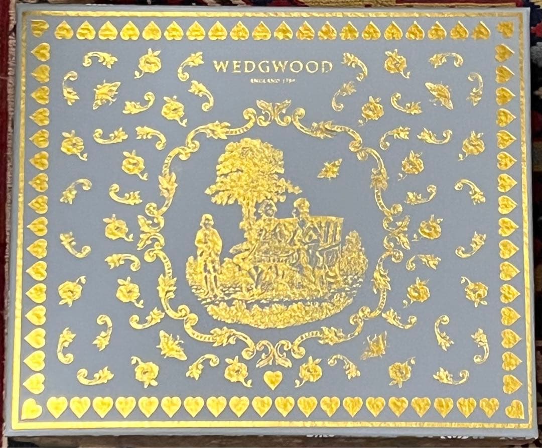 【新品】ウェッジウッド　クィーンオブハート　アフタヌーンティー　ケーキスタンド