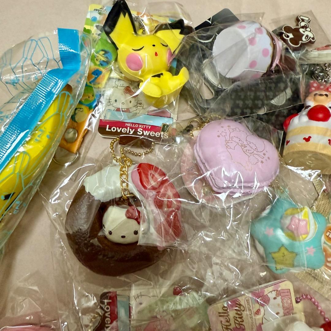 スクイーズ　ハローキティ　マイメロディ　など　大量セット