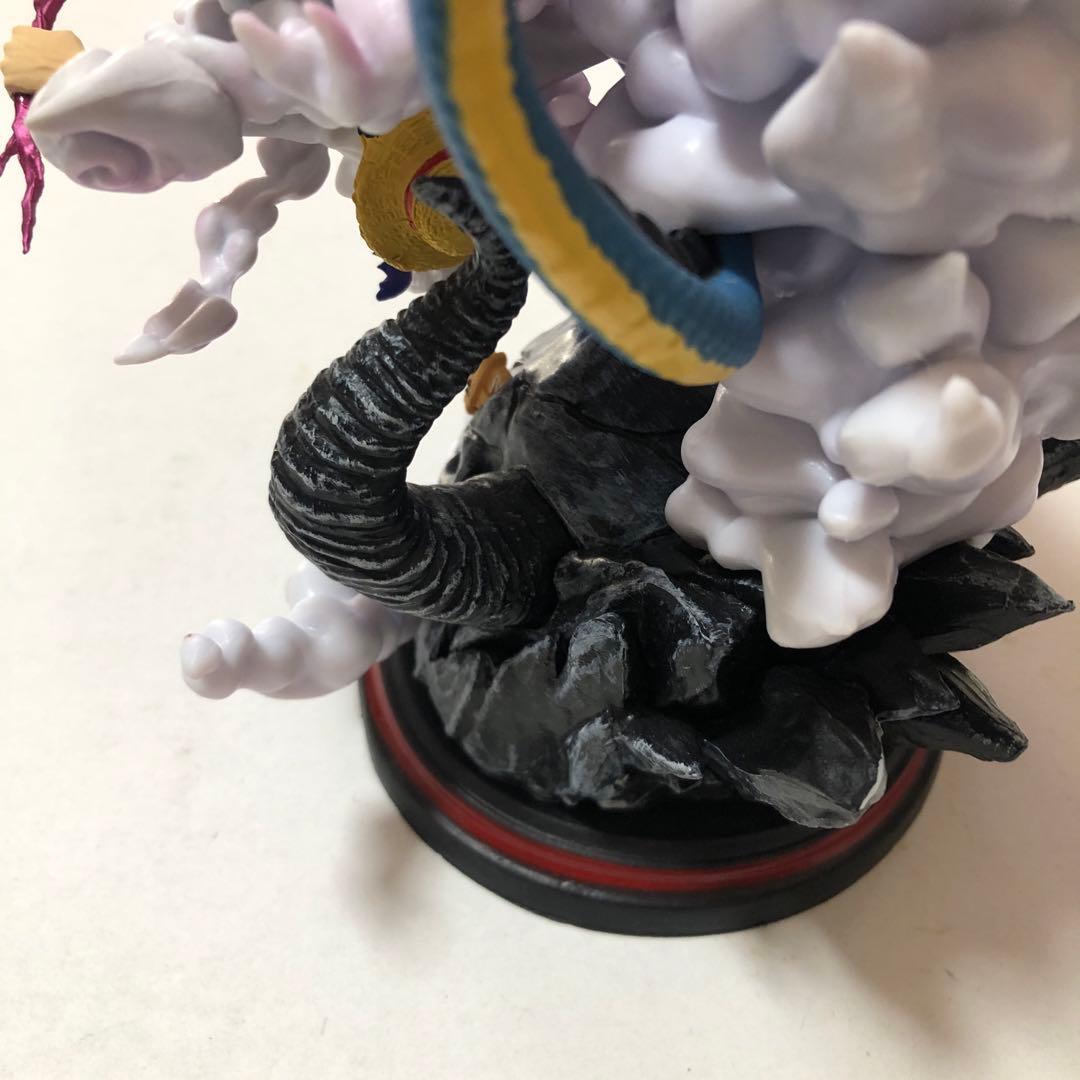 ワンピース フィギュ ルフィ ギア5 ヒトヒトの実 幻獣種 モデル“ニカ”