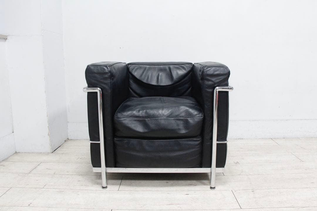 【極美品】 LC2 リプロダクト IDC大塚家具 黒本革 ル・コルビュジエ